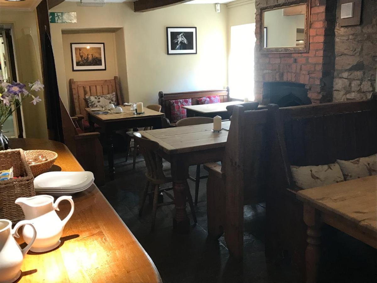 אוקהאם The Coach House Inn מראה חיצוני תמונה