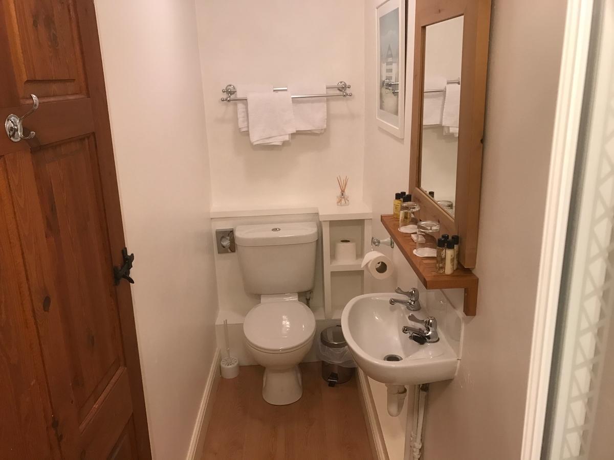 אוקהאם The Coach House Inn מראה חיצוני תמונה
